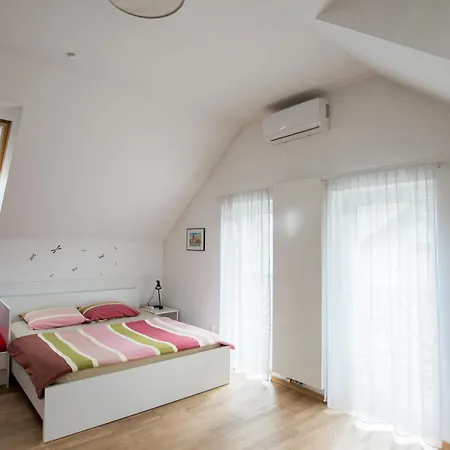 Apartment Agenija *